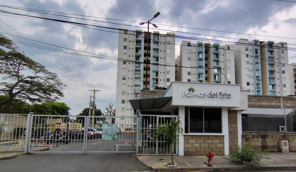 {{ ucwords(strtolower($similar['type'])) }}