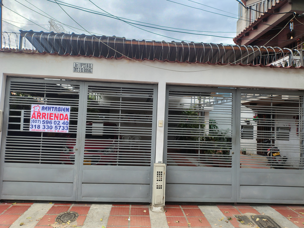 {{ ucwords(strtolower($inmueble['type'])) }}