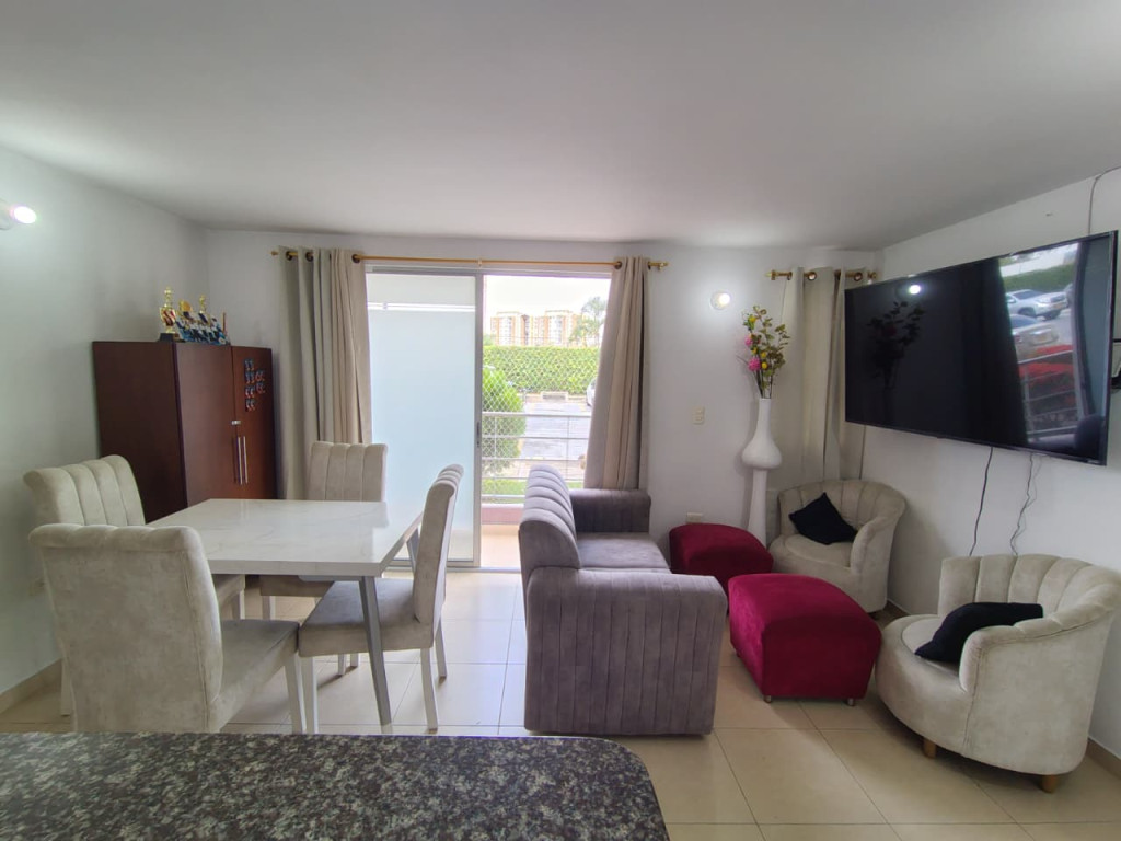 {{ ucwords(strtolower($inmueble['type'])) }}