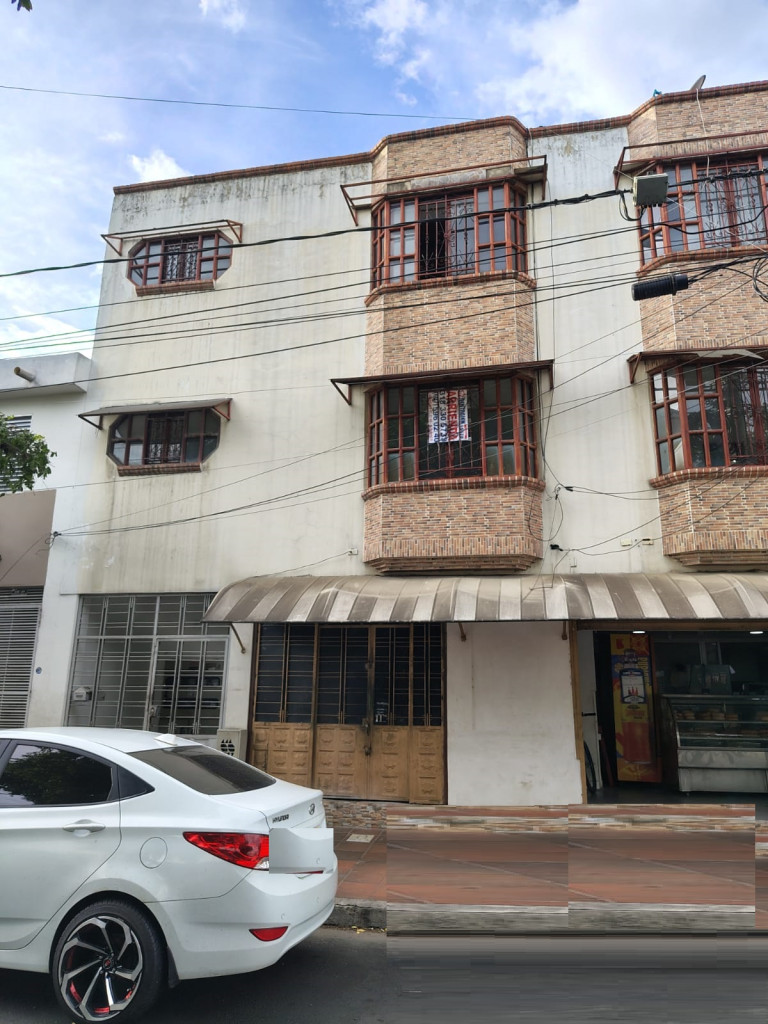 APARTAESTUDIO en ZULIMA I
