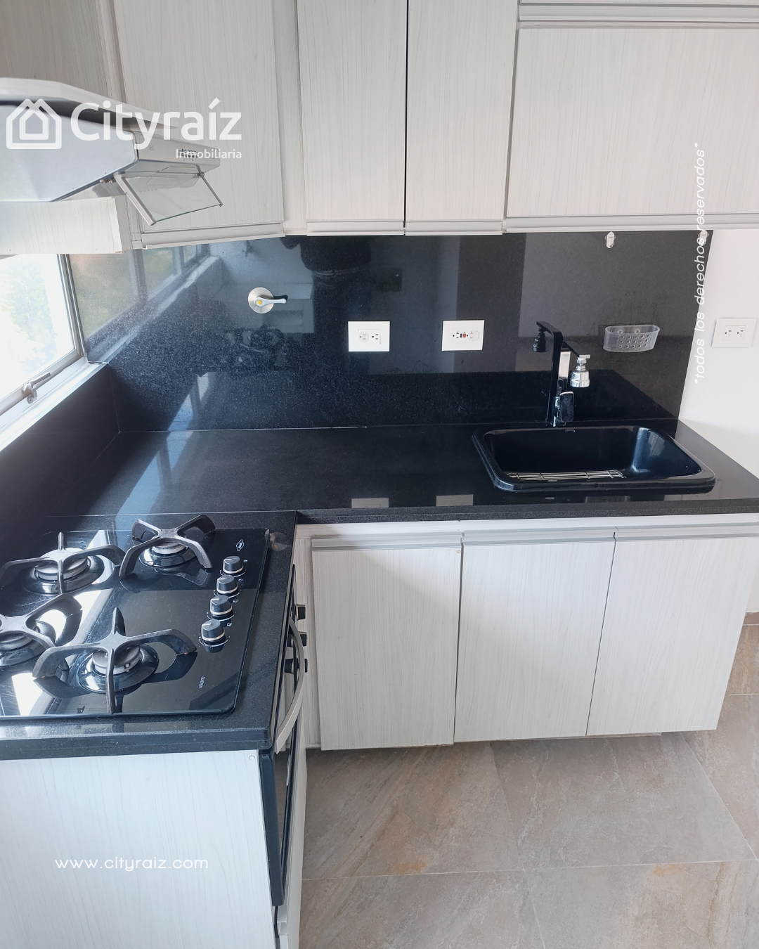 Casa en arriendo, código 20272