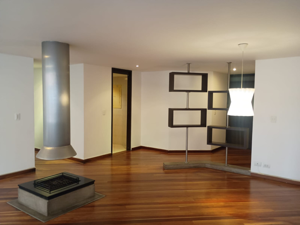 {{ ucwords(strtolower($inmueble['type'])) }}