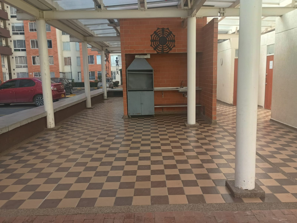 Apartamento de 3 alcobas en arriendo en Fontibón, Bogotá, 45 m² · foto 14 de 18