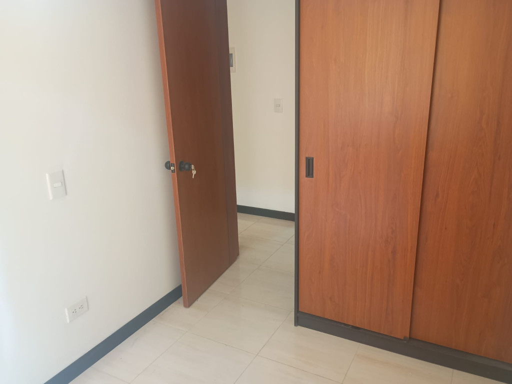 Apartamento de 3 alcobas en arriendo en Fontibón, Bogotá, 45 m² · foto 8 de 18