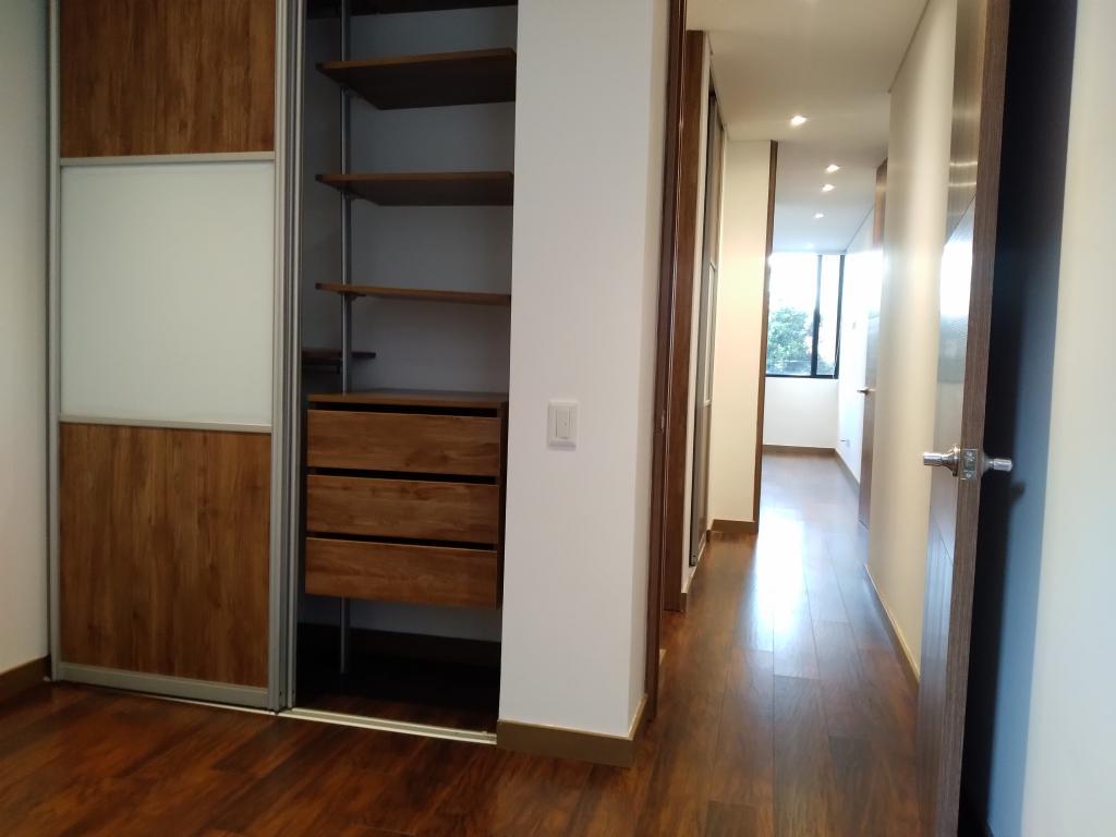 Apartamento En Arriendo - Santa Barbara Central-Usaquén, Bogotá