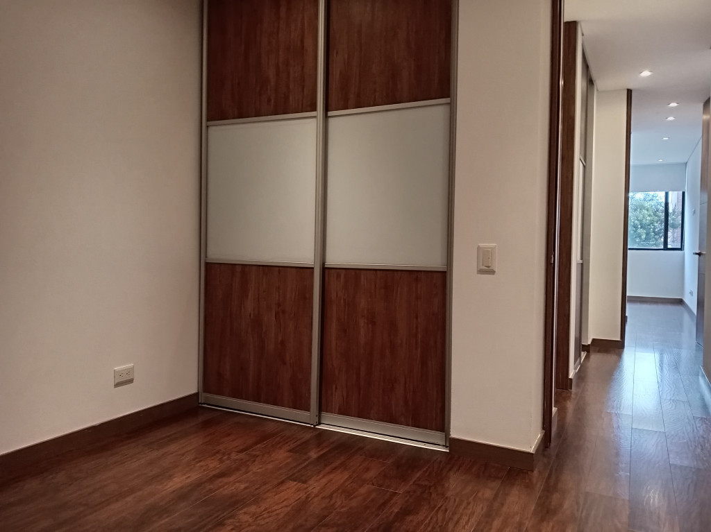 Apartamento En Arriendo - Santa Barbara Central-Usaquén, Bogotá