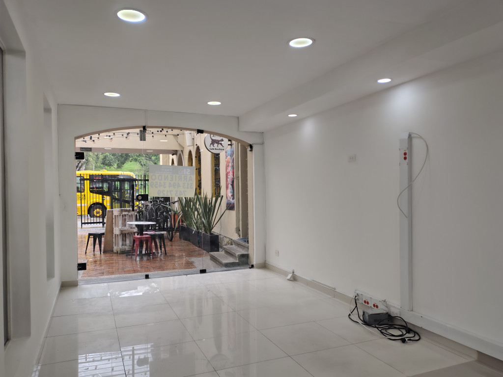 Local En Arriendo - Javeriana, Bogotá