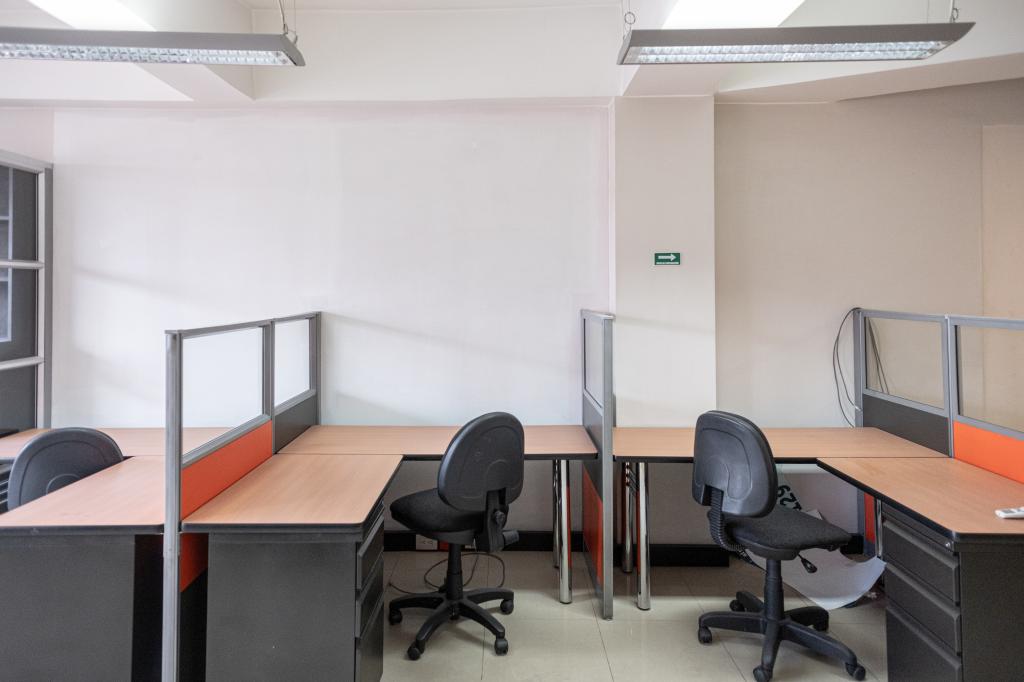 Oficina En Arriendo/Venta - Lago Gaitán, Bogotá