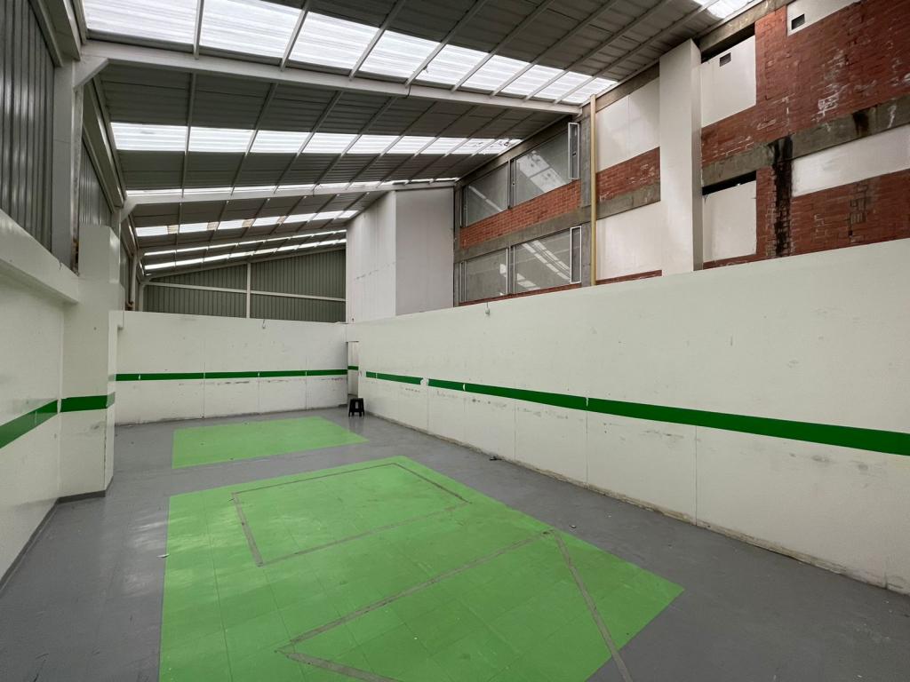 Edificio En Arriendo - El Toberín, Bogotá