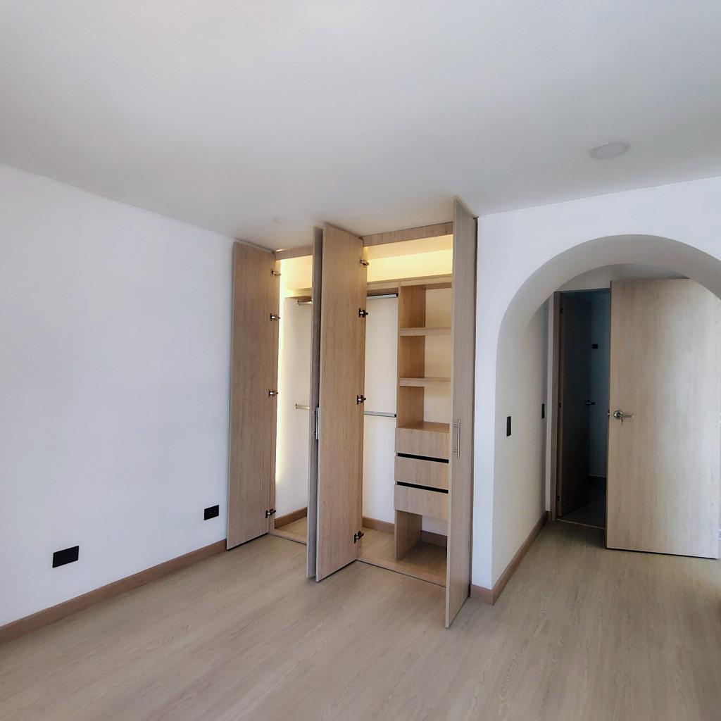 Apartamento En Arriendo - Santa Barbara Central, Bogotá