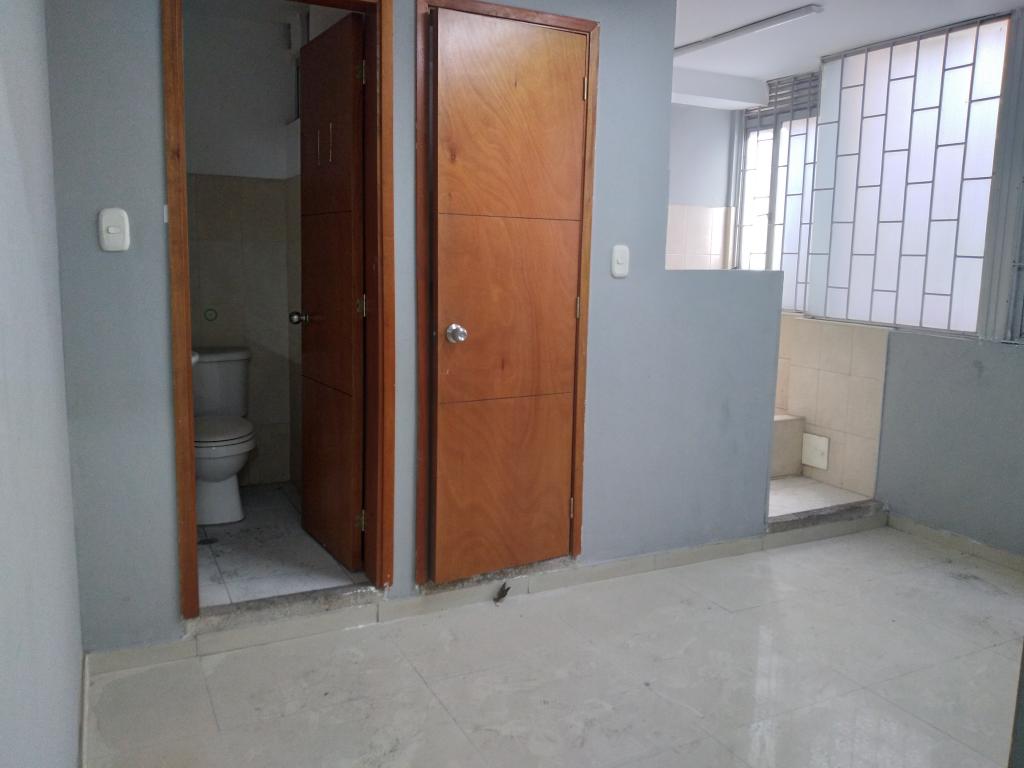 Oficina En Arriendo - Lago Gaitán, Bogotá