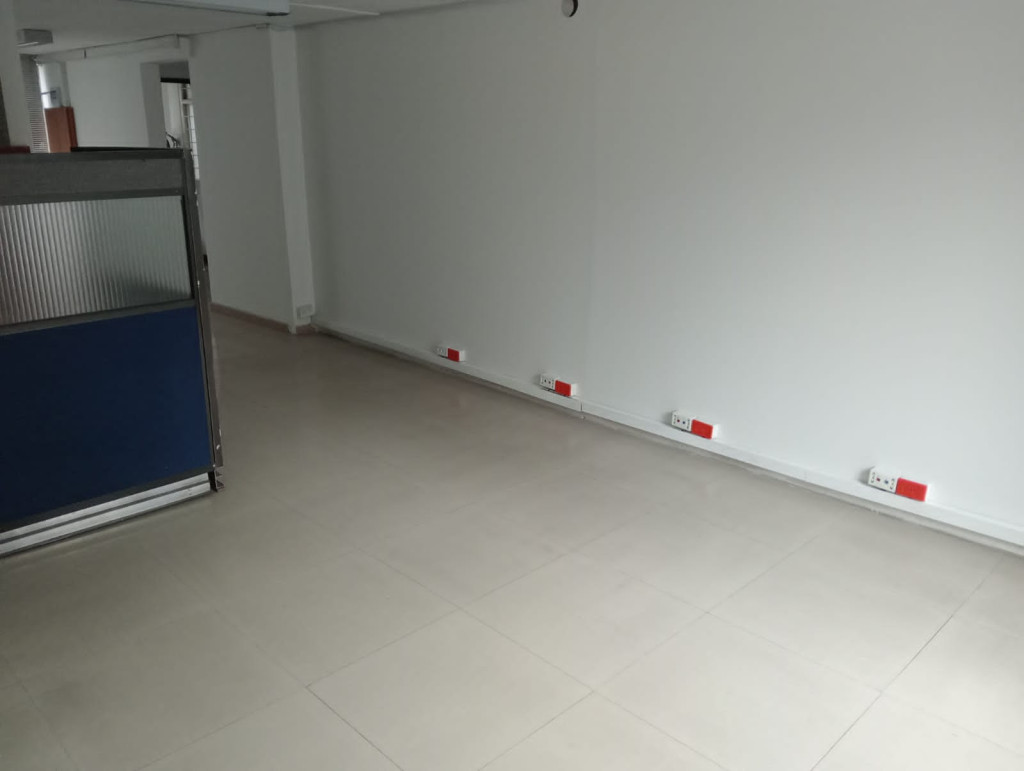 Oficina En Arriendo - Lago Gaitán, Bogotá