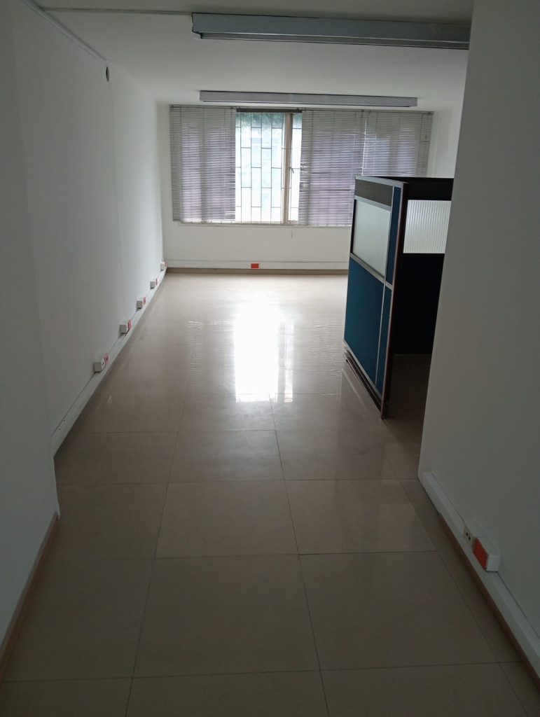 Oficina En Arriendo - Lago Gaitán, Bogotá