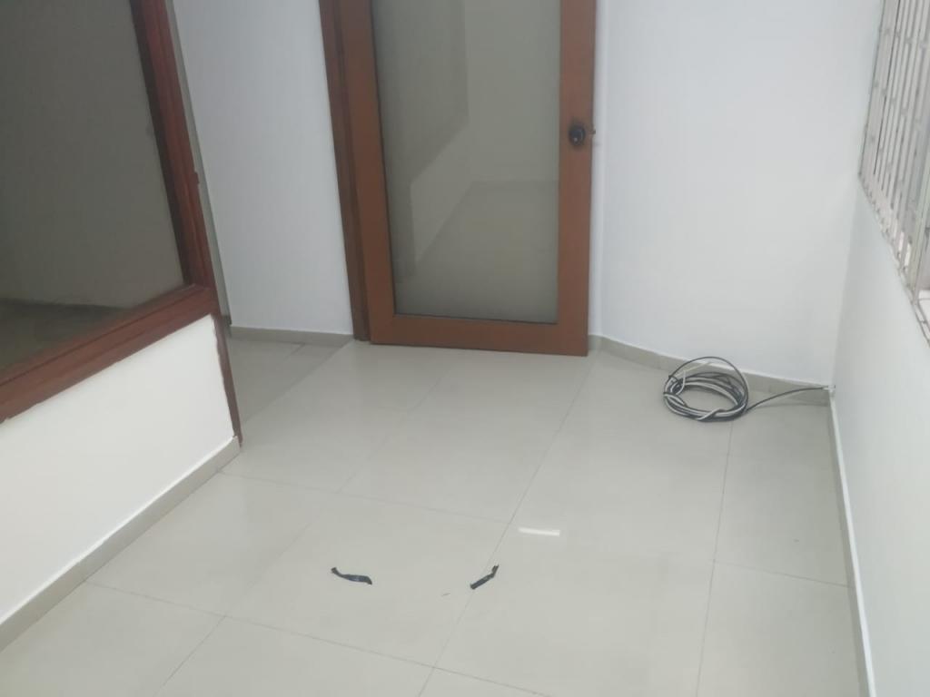 Oficina En Arriendo - Lago Gaitán, Bogotá
