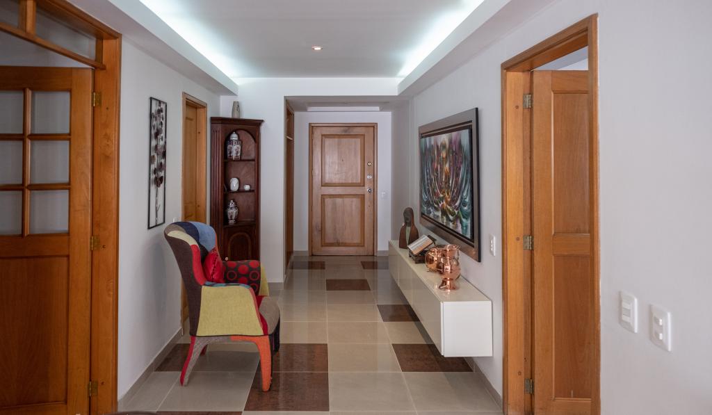 Apartamento En Venta - Santa Barbara Occidental-Usaquén, Bogotá