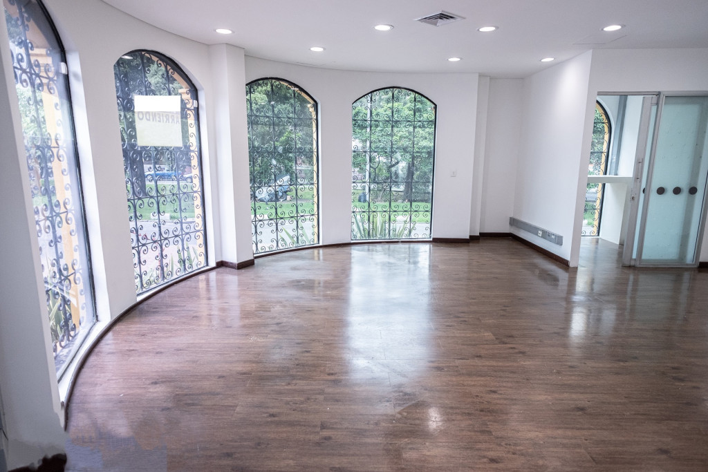 Local En Venta - Javeriana, Bogotá