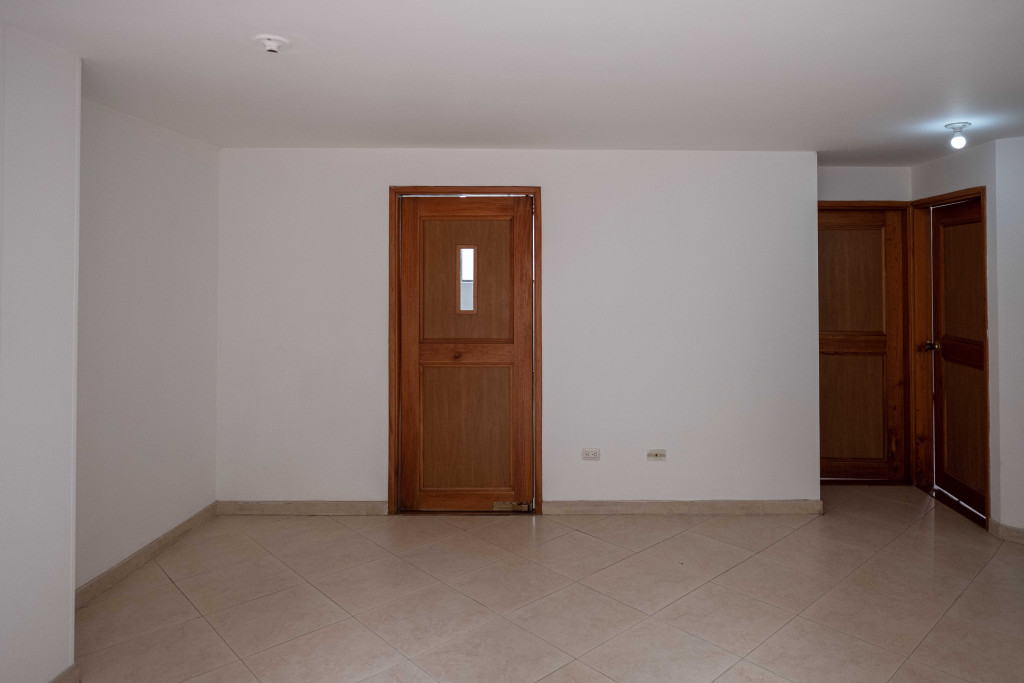 Apartamento En Venta - San José De Spring, Bogotá