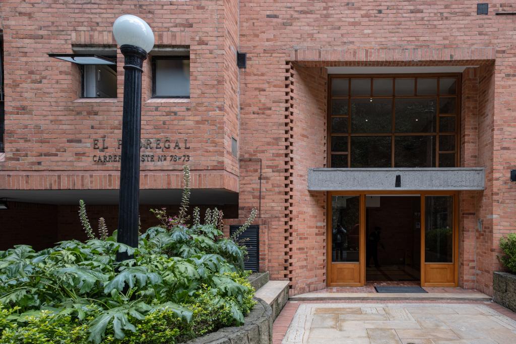 Apartamento En Venta - Los Rosales, Bogotá