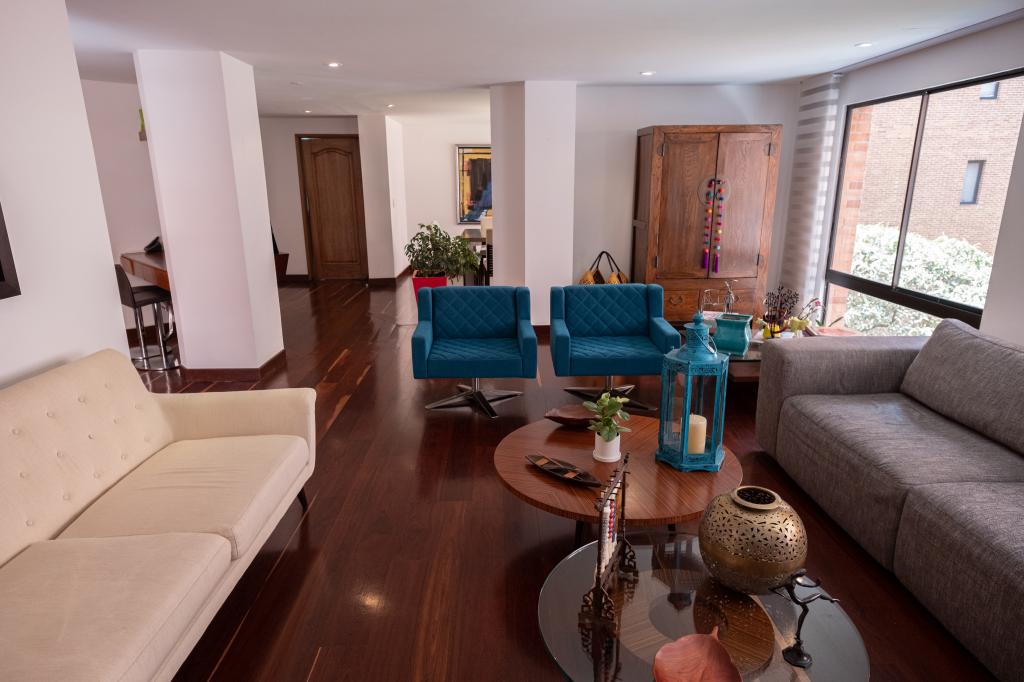 Apartamento En Venta - Los Rosales, Bogotá