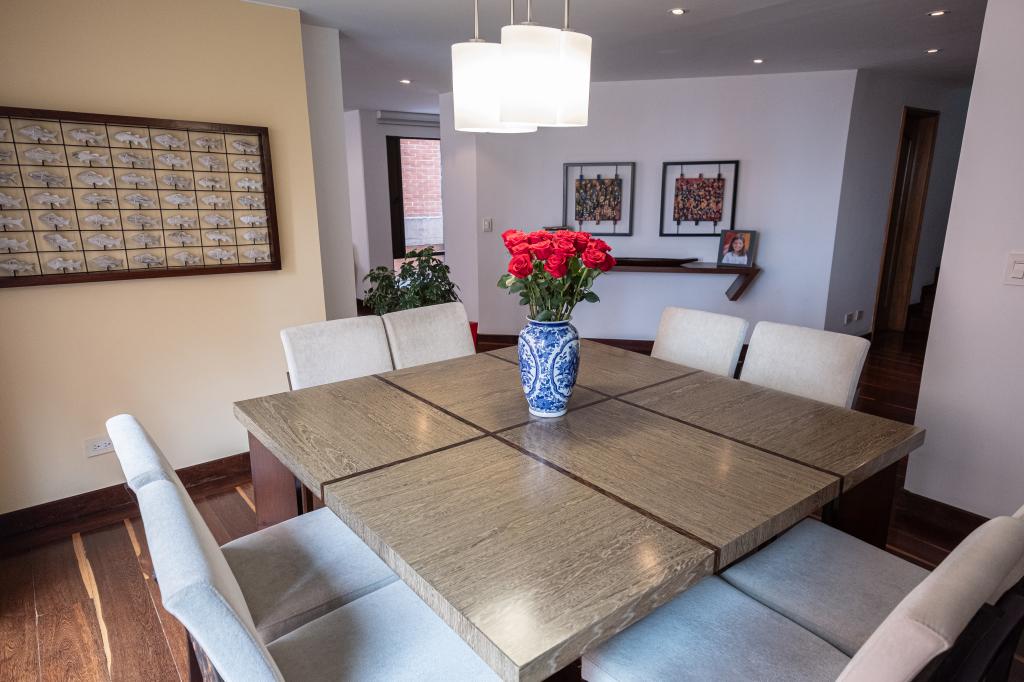 Apartamento En Venta - Los Rosales, Bogotá