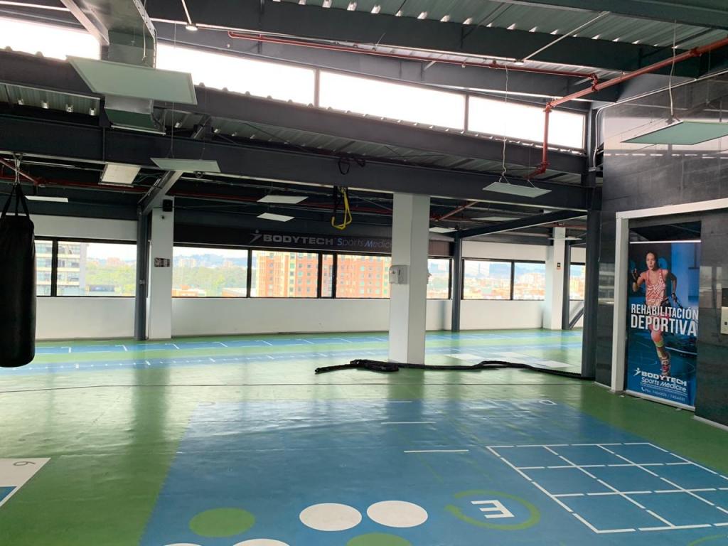 Consultorio En Arriendo - Bella Suiza-Usaquén, Bogotá