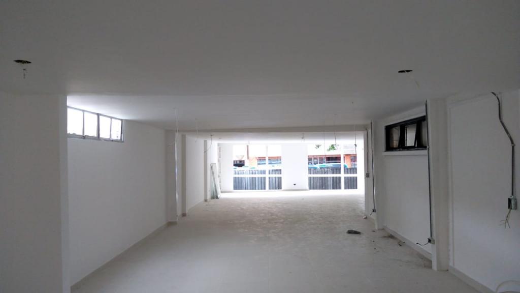 Edificio En Arriendo - Lago Gaitán, Bogotá