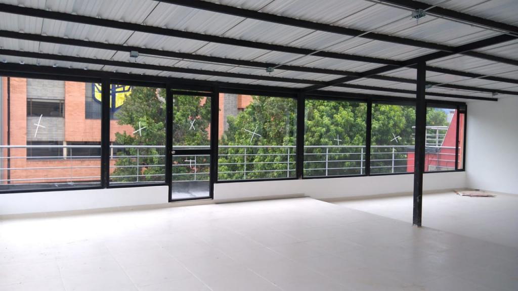 Edificio En Arriendo - Lago Gaitán, Bogotá