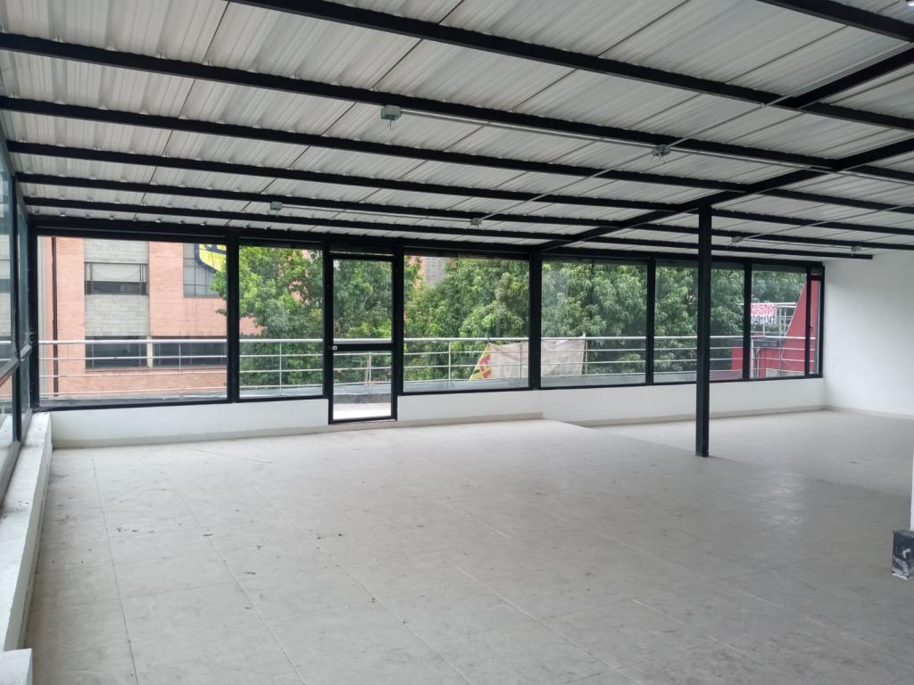 Edificio En Arriendo - Lago Gaitán, Bogotá