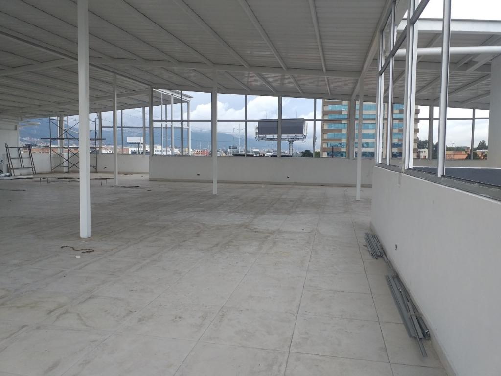 Edificio En Arriendo - Toberin, Bogotá