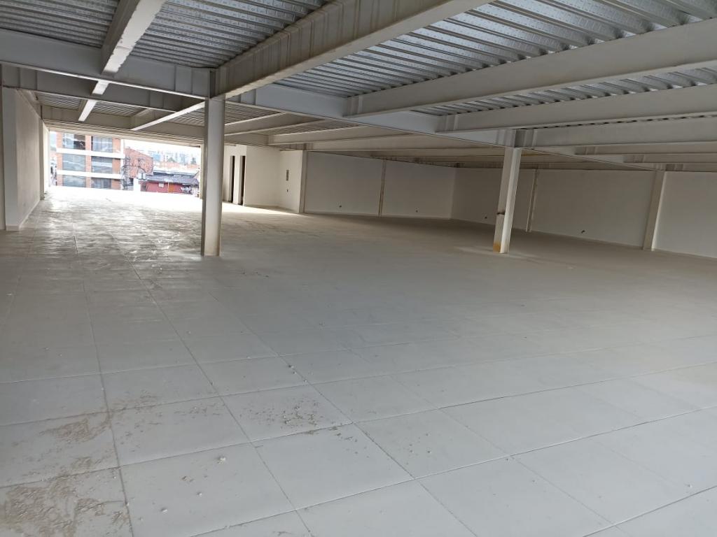 Edificio En Arriendo - Toberin, Bogotá