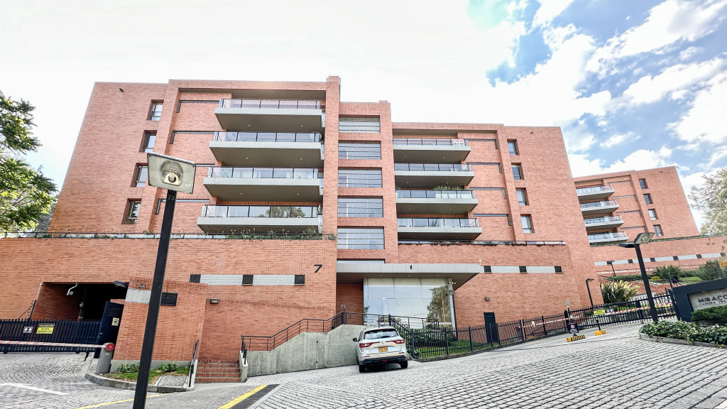 Apartamento En Arriendo - Colinas De Suba, Bogotá