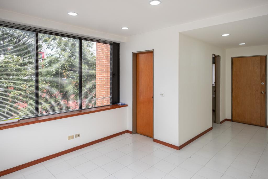 Consultorio En Arriendo - Antiguo Country, Bogotá