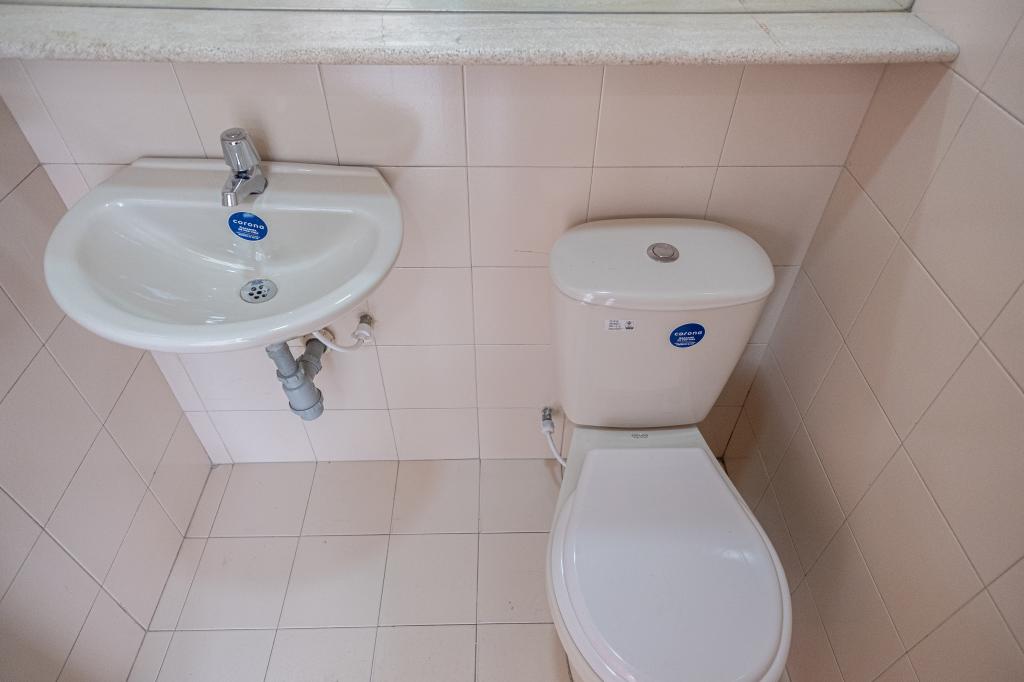 Consultorio En Arriendo - Antiguo Country, Bogotá