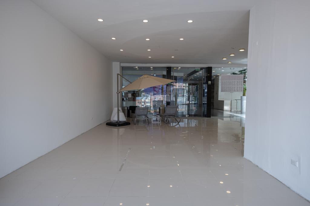 Local En Venta - El Retiro, Bogotá