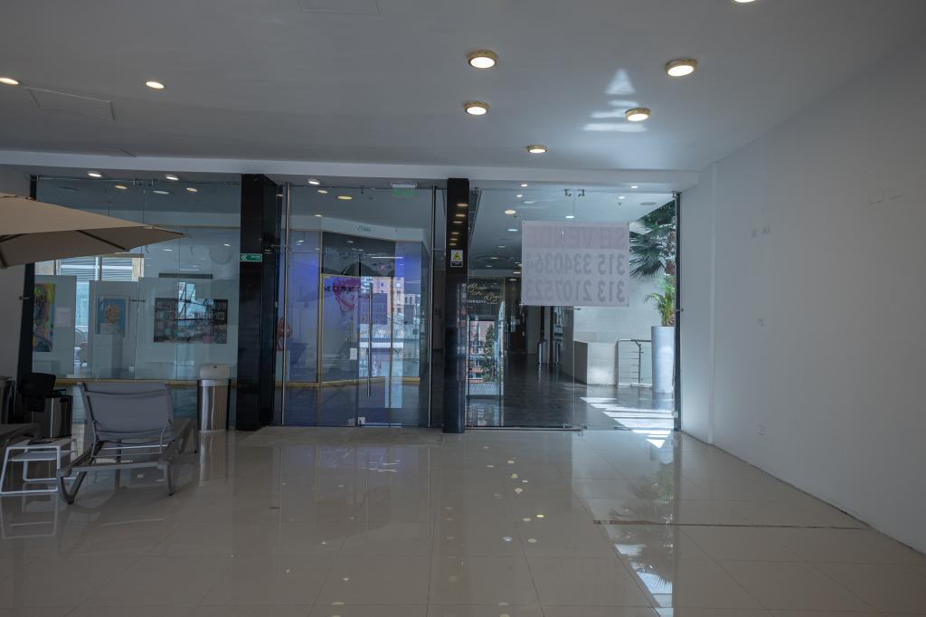 Local En Venta - El Retiro, Bogotá