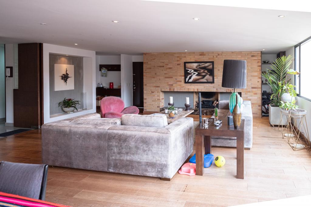 Apartamento En Venta - Los Rosales, Bogotá