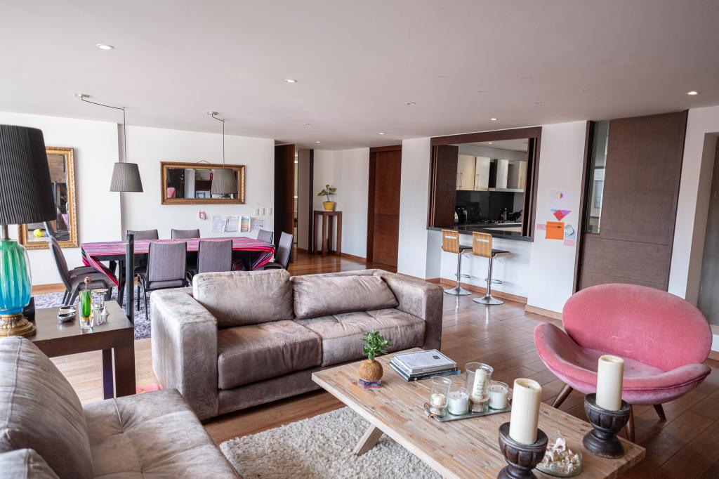 Apartamento En Venta - Los Rosales, Bogotá