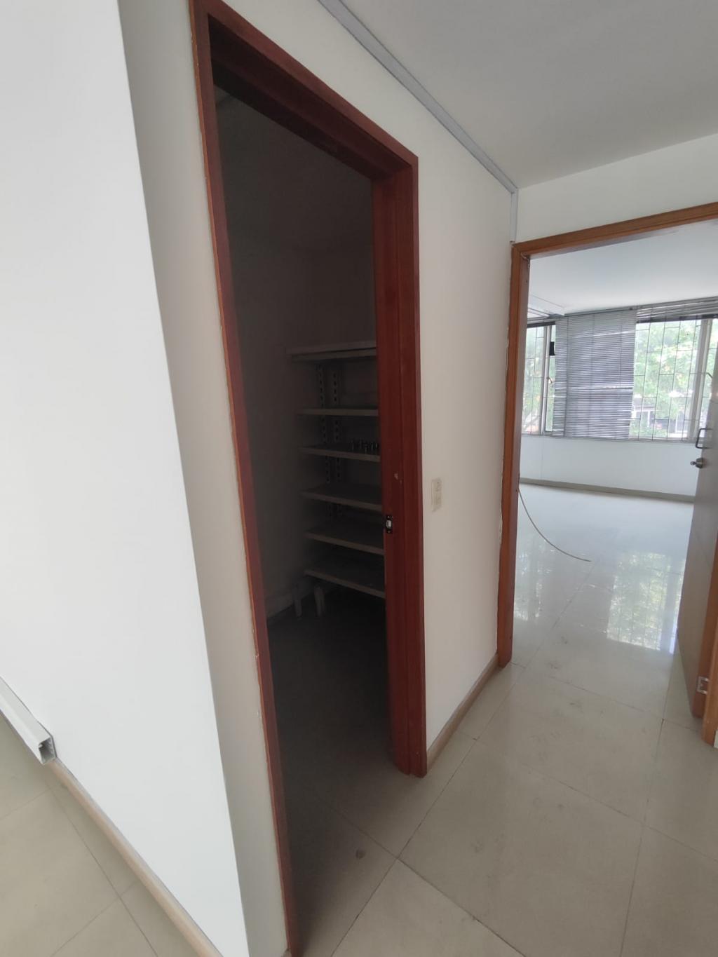 Oficina En Arriendo - Lago Gaitán, Bogotá