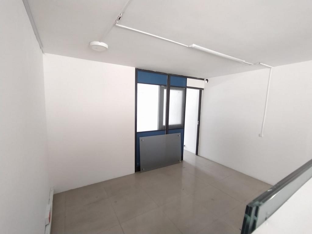 Oficina En Arriendo - Lago Gaitán, Bogotá