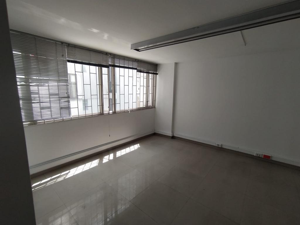 Oficina En Arriendo - Lago Gaitán, Bogotá