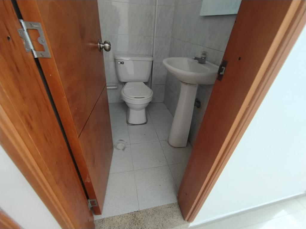 Oficina En Arriendo - Lago Gaitán, Bogotá