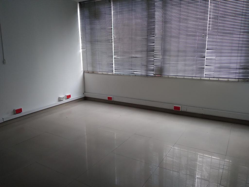 Oficina En Arriendo - Lago Gaitán, Bogotá