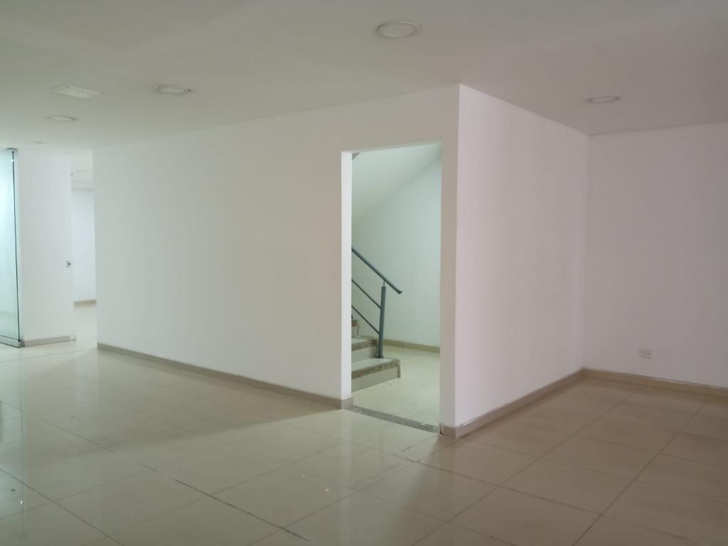 Edificio En Arriendo - Cedritos-Usaquén, Bogotá