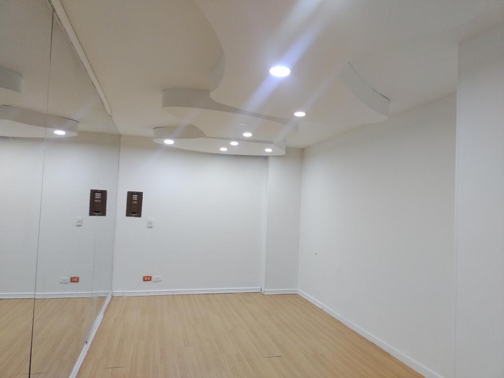 Local En Arriendo - El Retiro, Bogotá