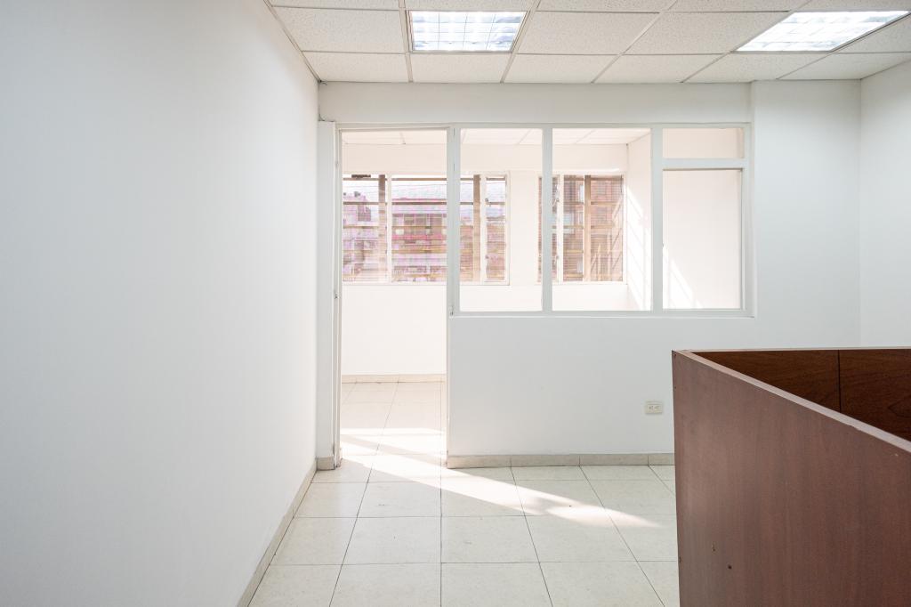Oficina En Arriendo - Normandía Occidental, Bogotá