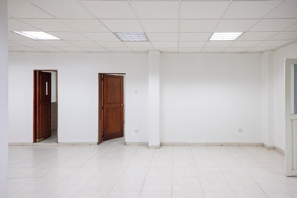 Oficina En Arriendo - Normandía Occidental, Bogotá