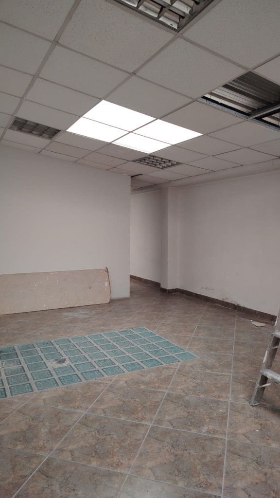 Bodega En Arriendo - Normandia Occidental, Bogotá