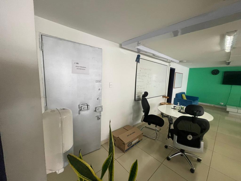 Oficina En Arriendo - Lago Gaitán, Bogotá