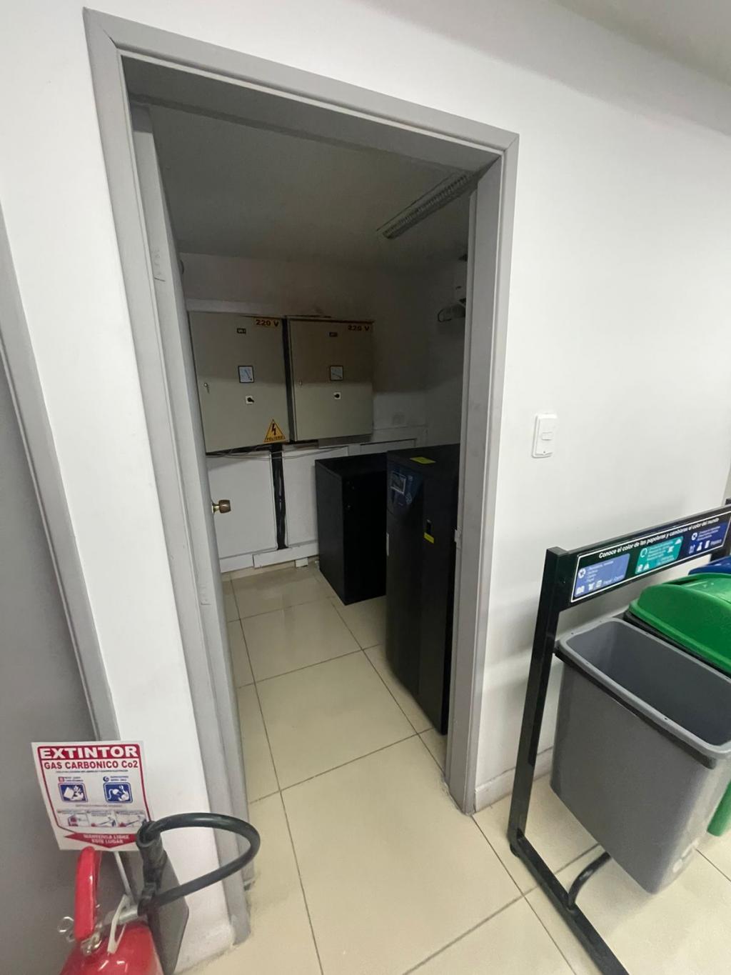 Oficina En Arriendo - Lago Gaitán, Bogotá