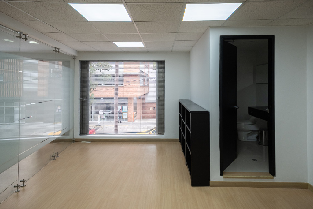 Oficina En Arriendo - Chicó Reservado, Bogotá